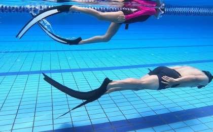 Relax under water or how to start freediving?