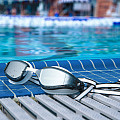 Aqua Sphere FASTLANE titanium swimming goggles. silver mirror glasses - white/gray